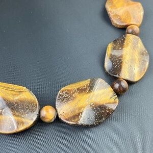 Tiger’s Eye Stone Chunky Necklace